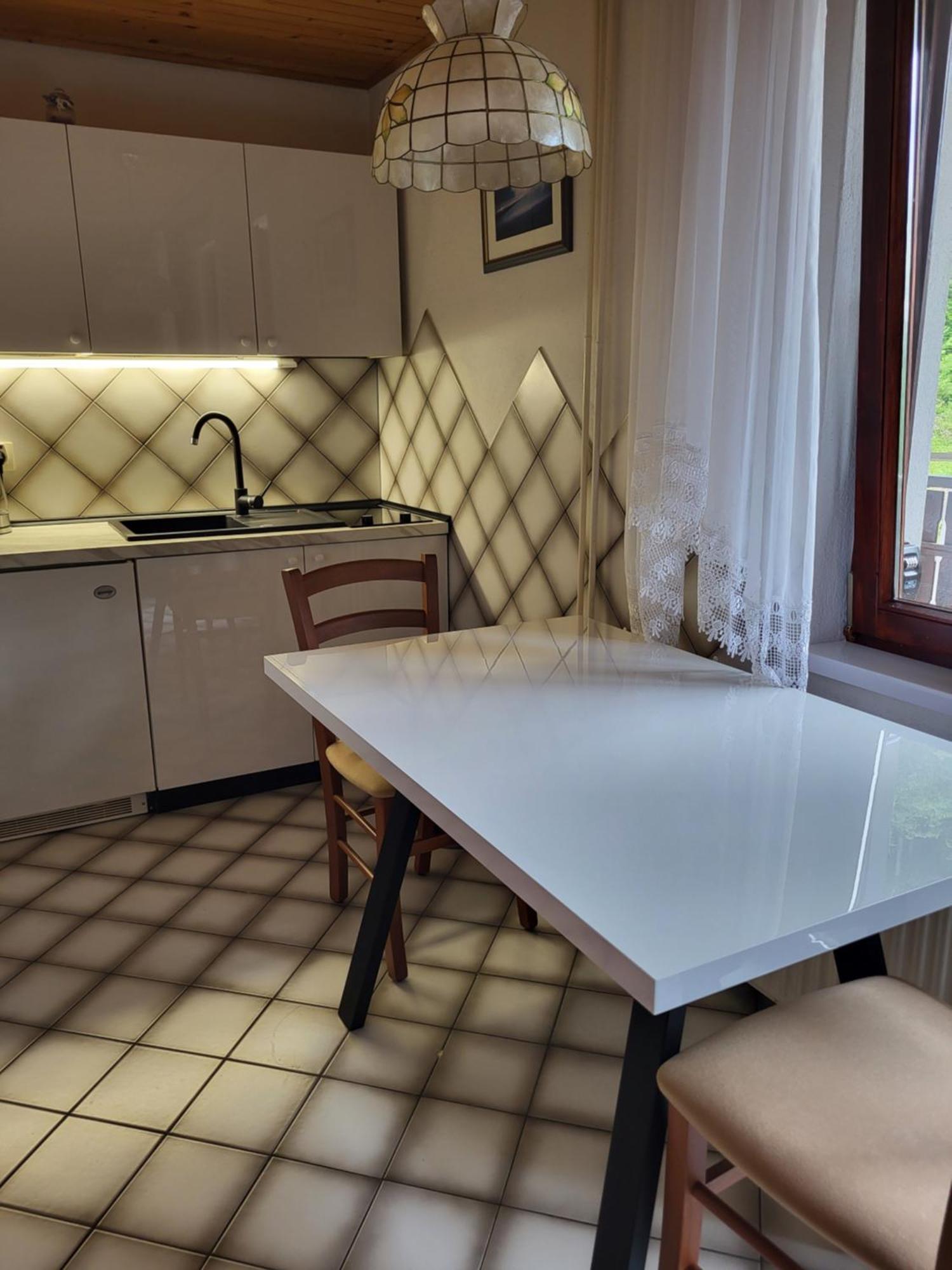 Apartment Dobnikar ครานสกา โกรา ภายนอก รูปภาพ